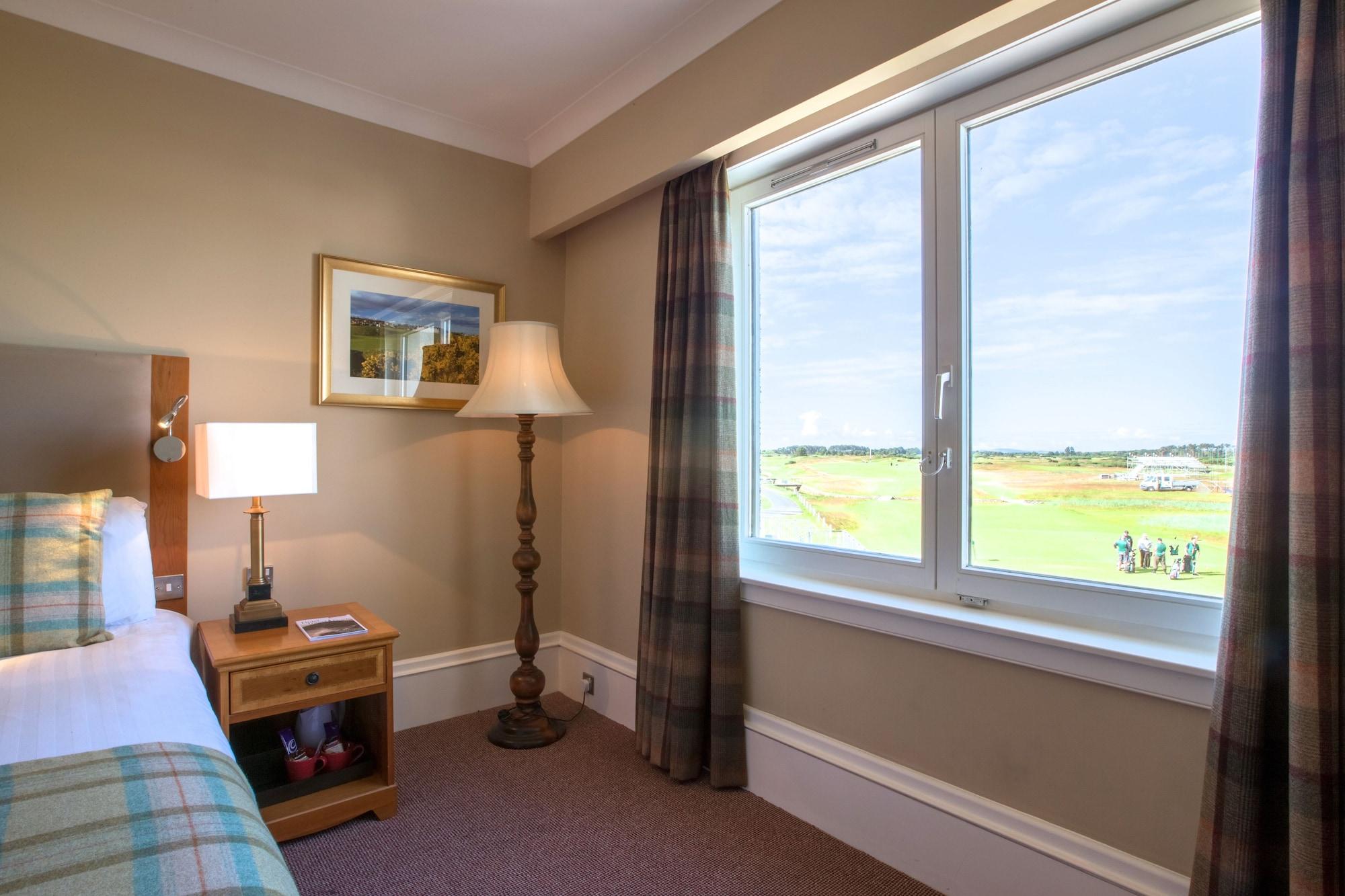 Carnoustie Golf Hotel 'A Bespoke Hotel' Exterior foto