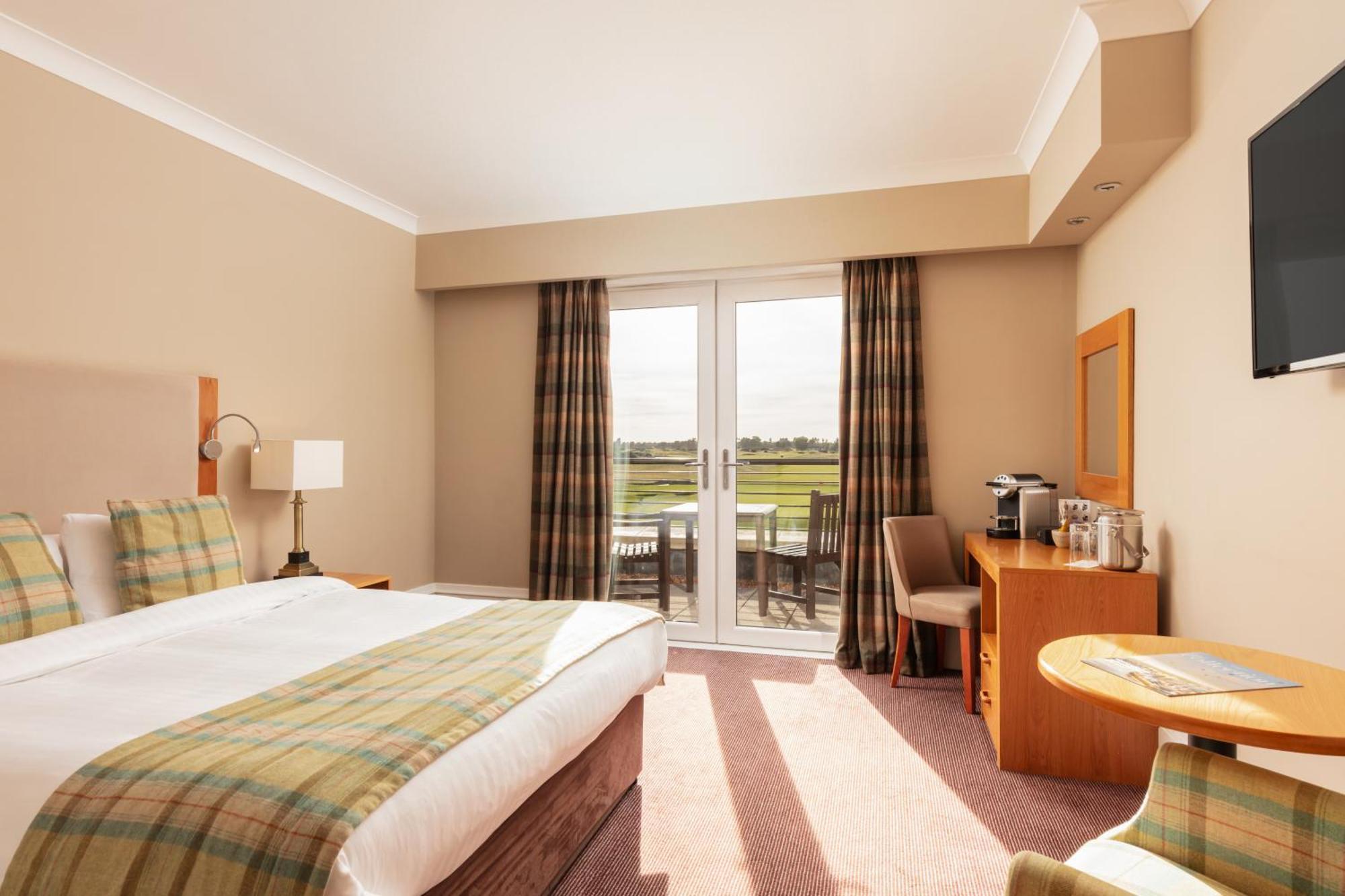 Carnoustie Golf Hotel 'A Bespoke Hotel' Exterior foto